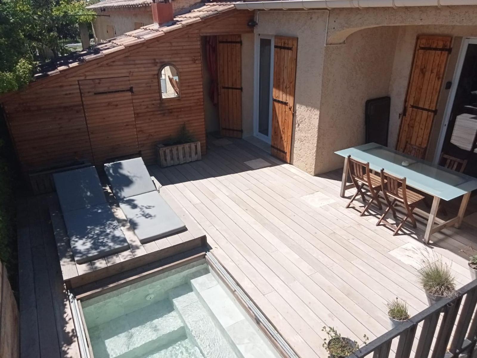 Le Mas De La Joelette Vedène Exterior foto